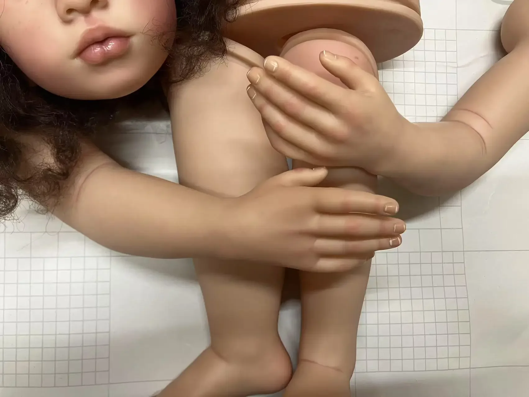 ตุ๊กตาเด็กเกิดใหม่ DLS Customized Limited Supply ขนาด 42 นิ้ว รุ่น Aloenka พร้อมผมปลูกด้วยมือ ชุด DIY ทาสีบางส่วน