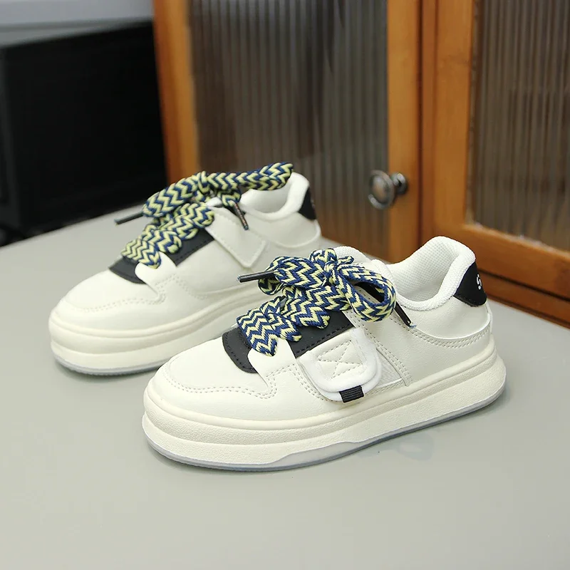 

2025 New Boys' and Girls' Casual Shoes Four Seasons Kids Single Sneaker Student Non Slip Striped Lace Up Little White Shoes