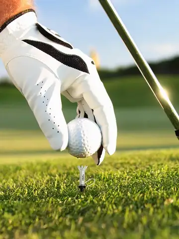 Improve Your Golf Game with the Caiton 5pcs Magnetic Plastic Golf Tee Set - 360degree Bounce