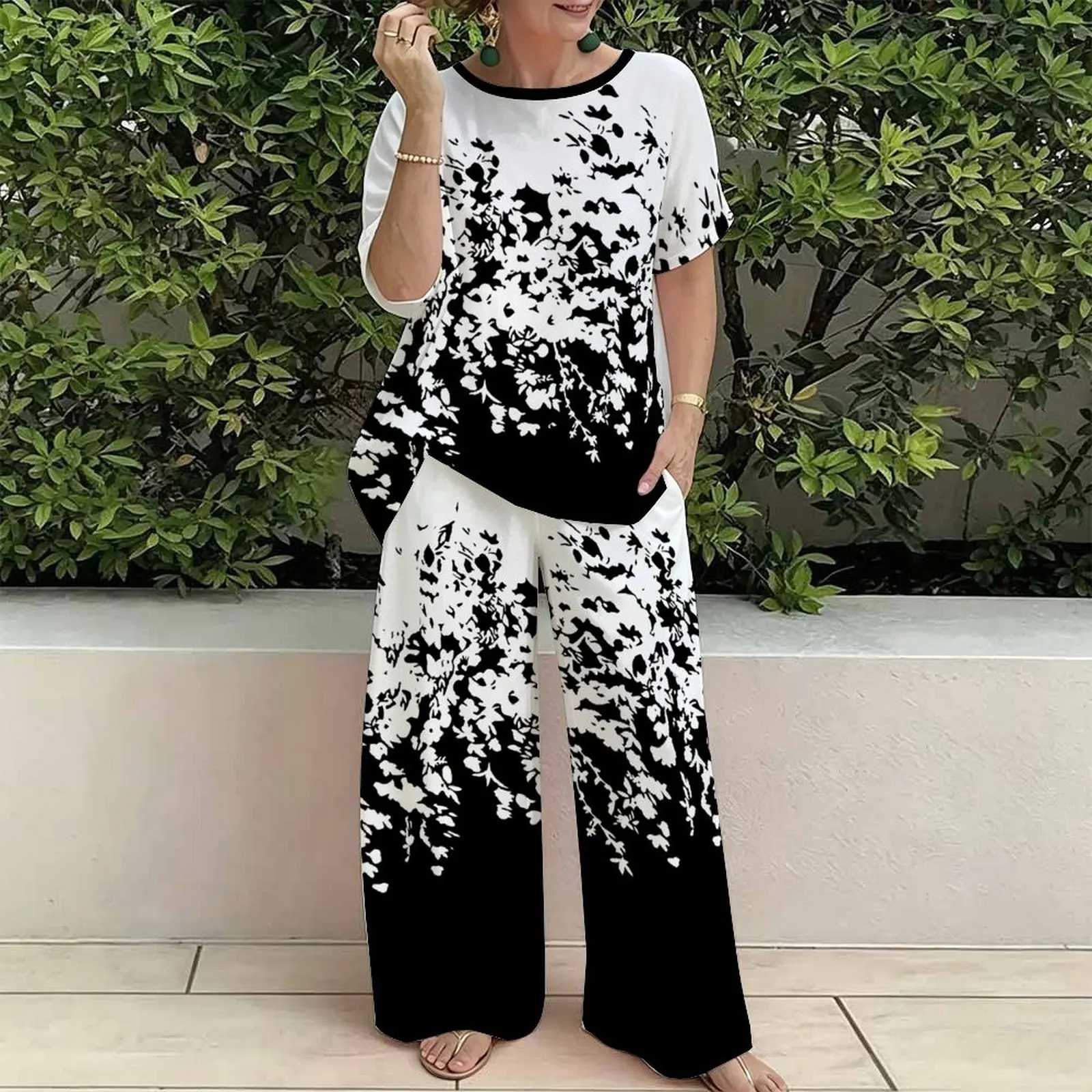 Plus Size Women Casual Print Two Piece Set Round Neck Everyday Commuting Clothes Beach Vacation Sweatpants