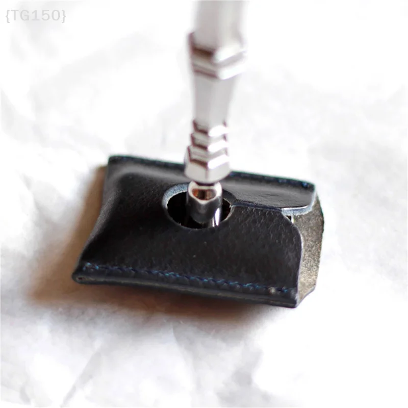 【De】Double Edge Safety Razor Head Leather Sleeve 1Pc - Protective Case for Razor Head, Without Razor, Travel Accessories