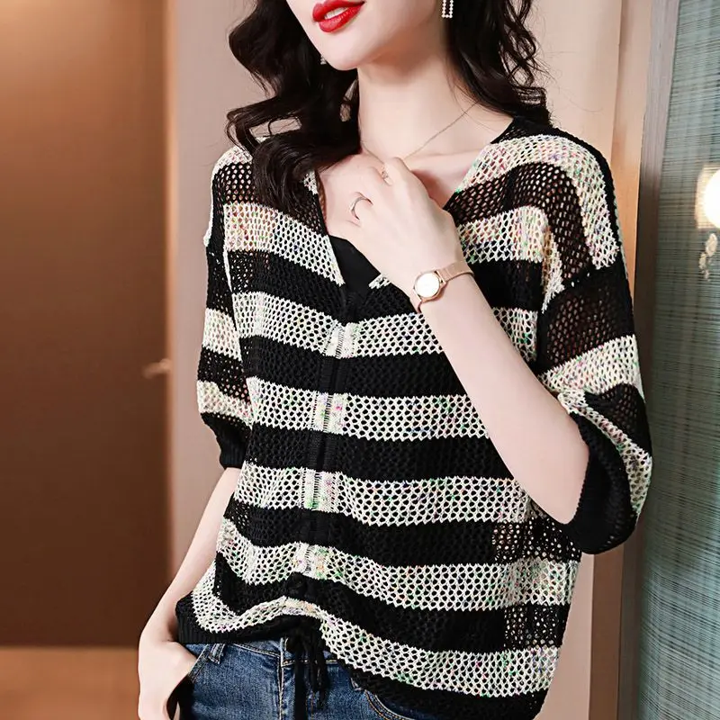 Korean Striped V-Neck Shirt Fashion Hollow Out Female Clothing Half Sleeve Summer Basic Loose Shirring Drawstring Knitted Blouse