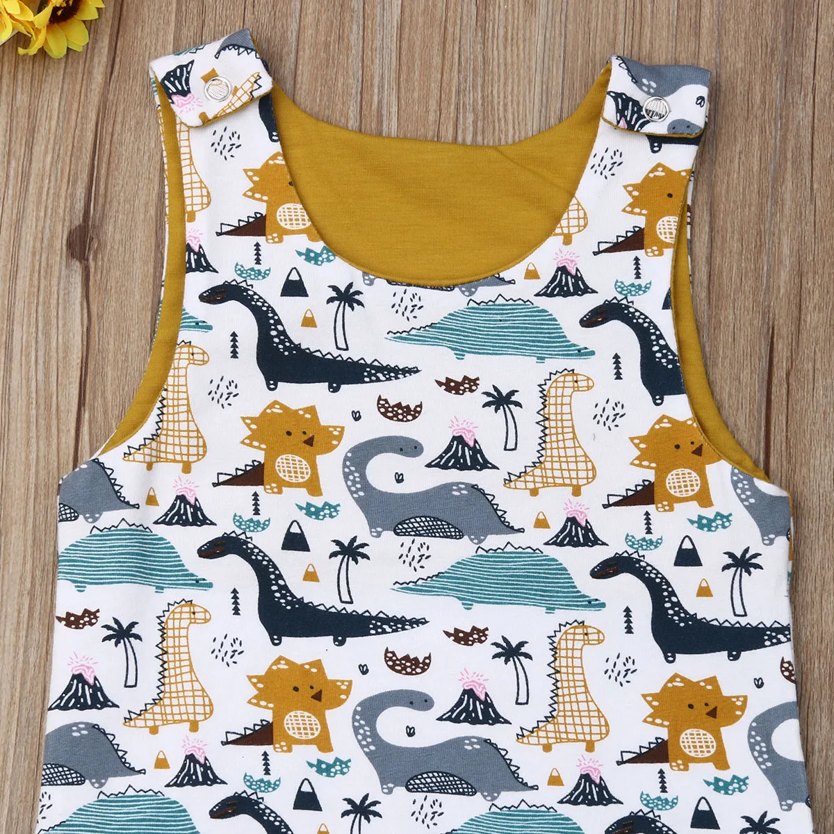 Adorable Infant Romper Sleeveless Snap Closure Printed Jumpsuit Cute Summer Outfit for 0-24 Months Baby Boy or Girl