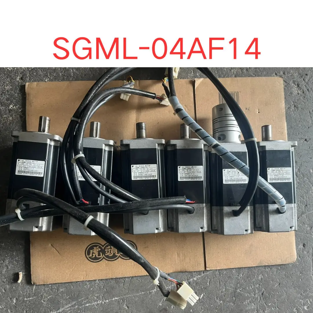 

used SGML-04AF14 servo motor 400W test OK Fast shipping