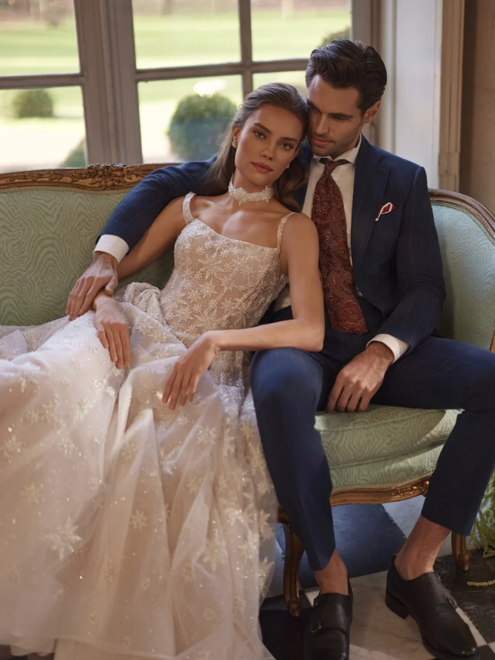Luxurious Embroidery Beaded Wedding Dress Classic Square Neck Bridal Gown Customized Glamorous A-line Long Dresses For Bride