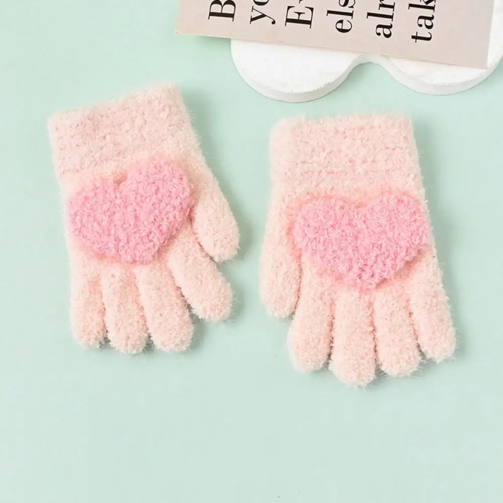 2Pairs لطيف الأطفال قفازات دافئة على شكل قلب لينة خمسة أصابع قفازات تنفس يندبروف الصلبة قفازات قطيفة الرياضة في الهواء الطلق