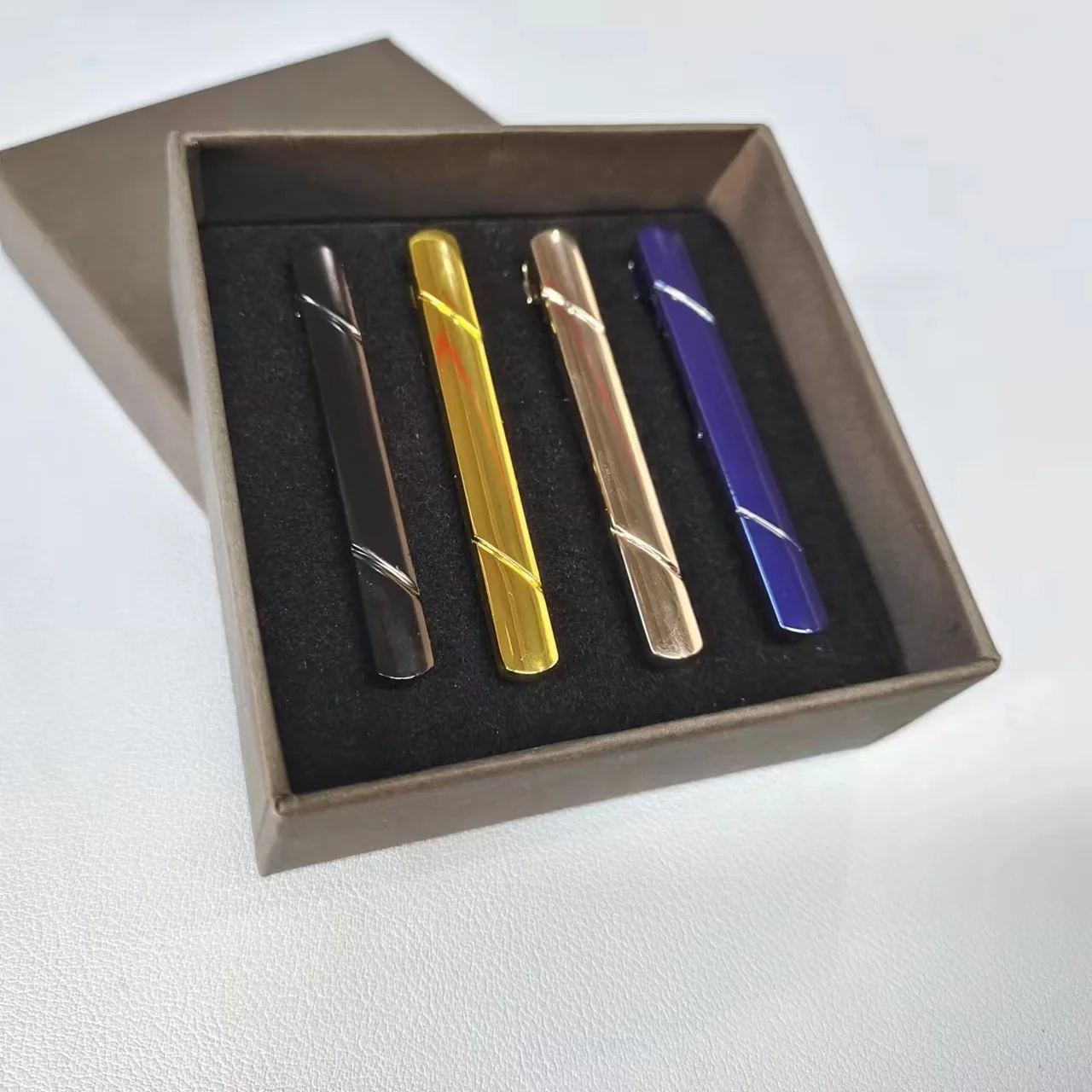 

Tie Clip To Man Shirt Business Party Gift Box Jewelry Men's Cuff Luxury Man Fashion Cufflinks Lawyer Minimalist Tie Clip For Me