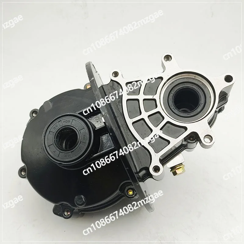 

Three-wheel differential enhanced variable gear differential assembly 18-tooth 16-tooth transmission