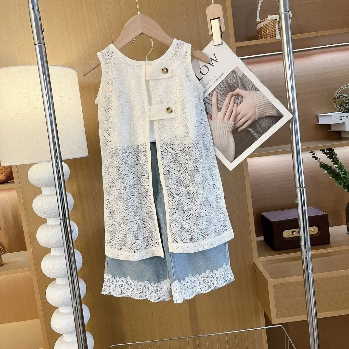 

Girls' Summer Set New Fashionable Children's Tank Top Strap Western Denim Wide Leg Pants Loose Three Piece Set