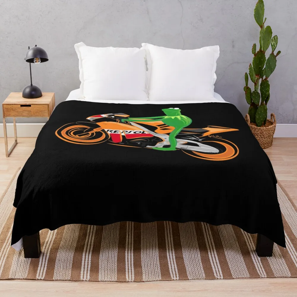 

Frog on road Throw Blanket Bed Hairy Thermal Vintage Blankets