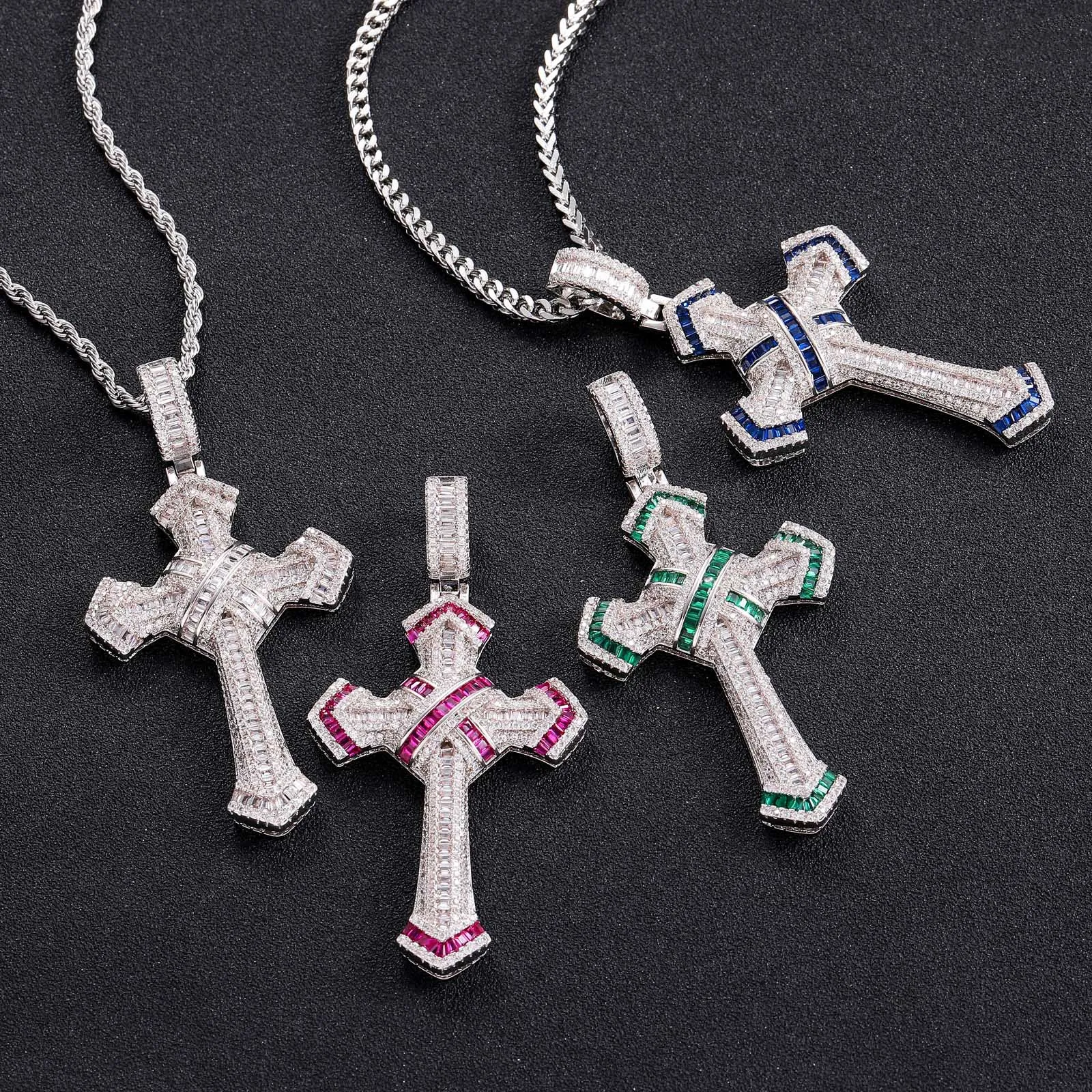 

Heavy Industry Colored Zircon Wrapped Cross Pendants Fashionable Men's Talisman Necklace Hip Hop Punk Party Jewelry Gifts