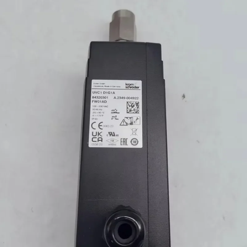 Flame Detector Ultra Sensitive UV Sensing for Zero False Alarms in Industrial Combustion UVC1 D0G1A UVC1 D1G1A UVC1 L1G1A