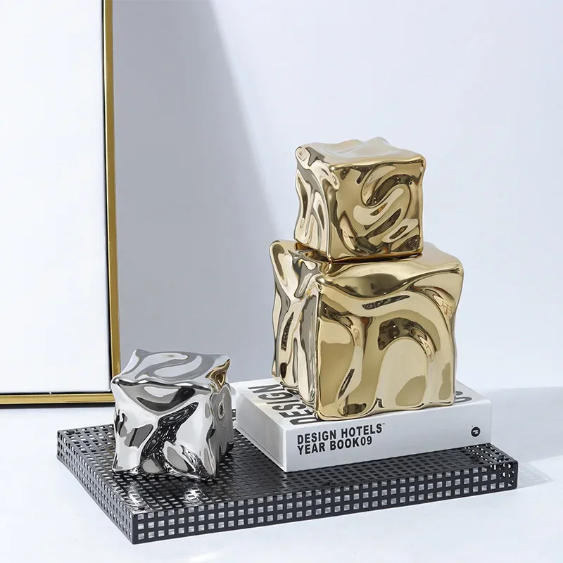 

Ceramic Handicraft Geometric Square Irregular Fold Pattern Ice Block Gold Ceramic Ornament Decorative Figurines Home Decoration