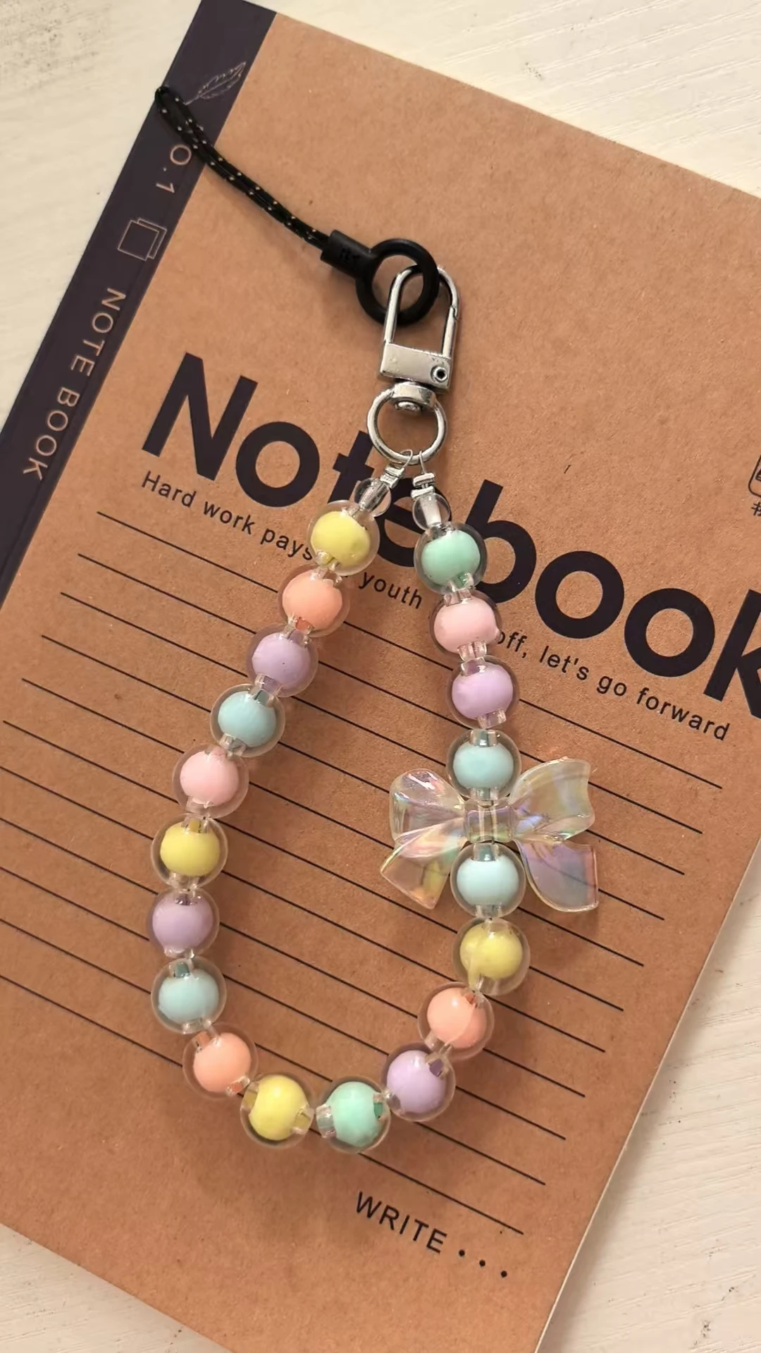 Telefon Anti-verloren Lanyard Schlüssel Kurze Handgelenk Anhänger Bunte Macaron Runde Perle Anhänger frauen hand Kette Handy Lanyard