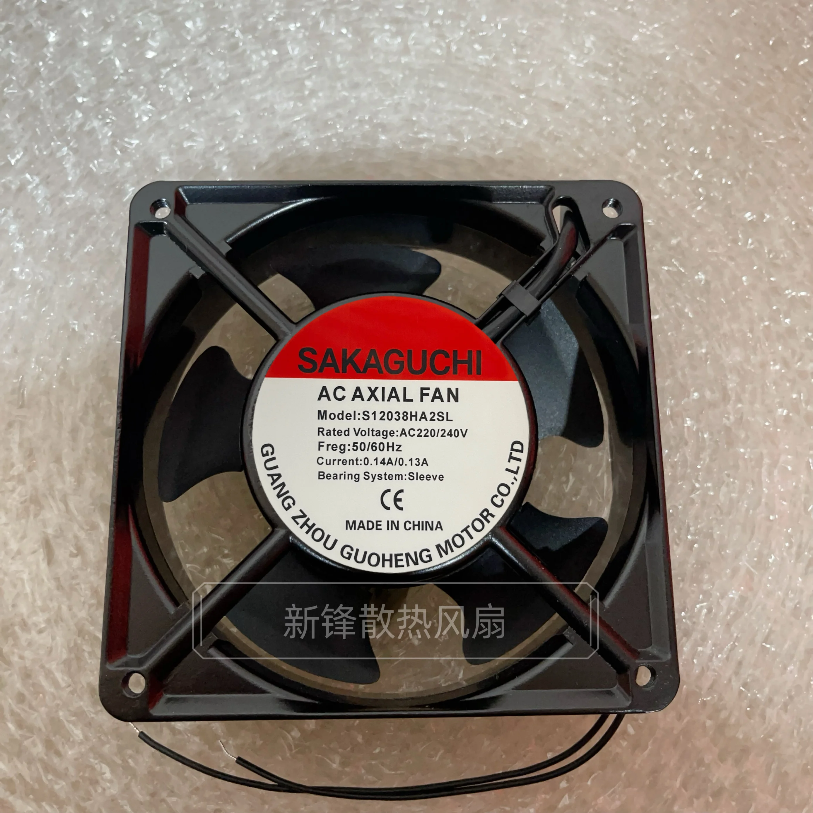 

SAKAGUCHI S12038HA2SL AC 220/240 В 0,14 А/0,13 А 120x120x38 мм 2-проводной охлаждающий вентилятор для сервера