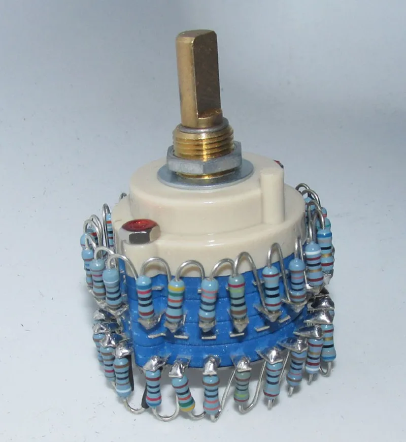 High-precision 24th Gear 10K 20K 50K 100K 250K 500K Stepping Dual Channel Volume Potentiometer For Audio Amplifier