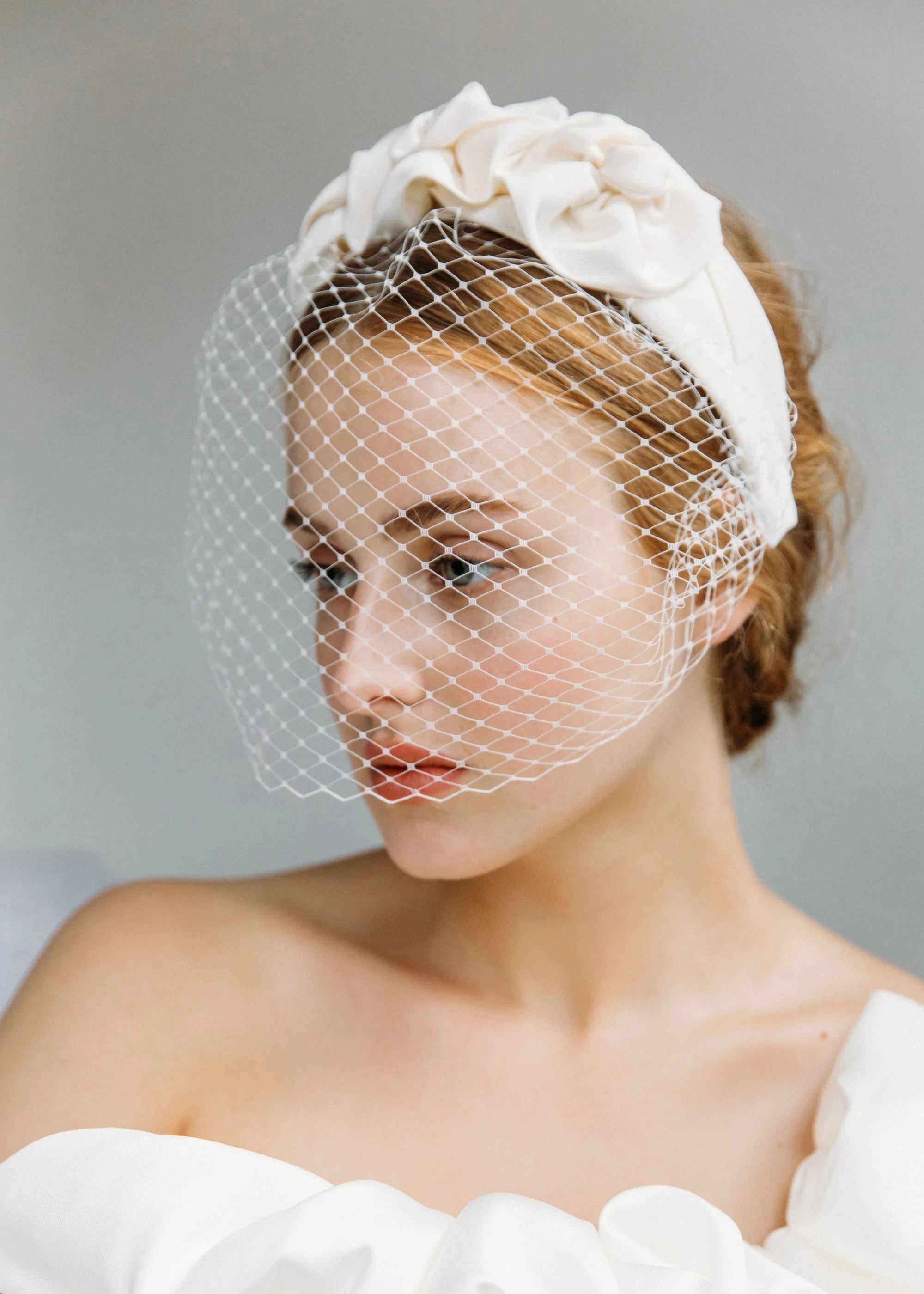 White Birdcage Veil for Bridal White Handmade Flowers Wide Hair Band Headband Veil Vintage Wedding Accessories Fascinators 2022