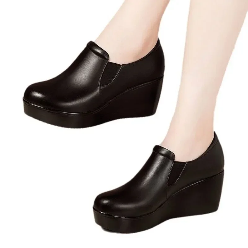 Wedges Shoes for Woman 2024 Trend Platform Boots Round Lady Pumps Female Black Swing Shoes Spring Autumn Mom Shoes Bota Feminina