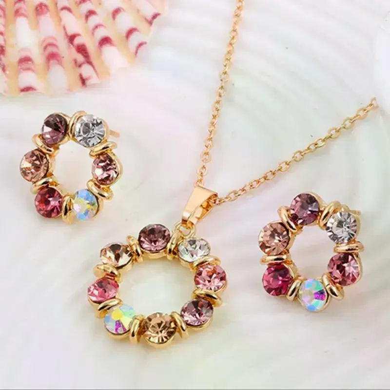 3Pcs Gold Circle Shape Necklace And Earrings Set for Ladies Fashionable Stained Glass Diamond Jewelry Set Celebrity Style