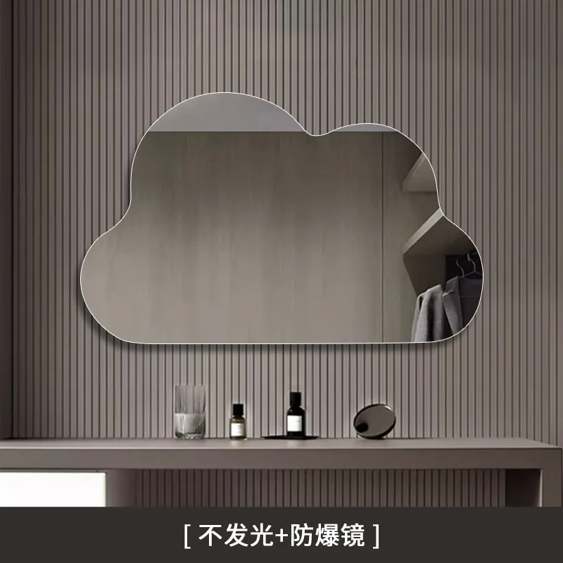 Miroir de maquillage écran tactile mural LED de forme spéciale avec fonction de désembuage de miroir LED lumineuse