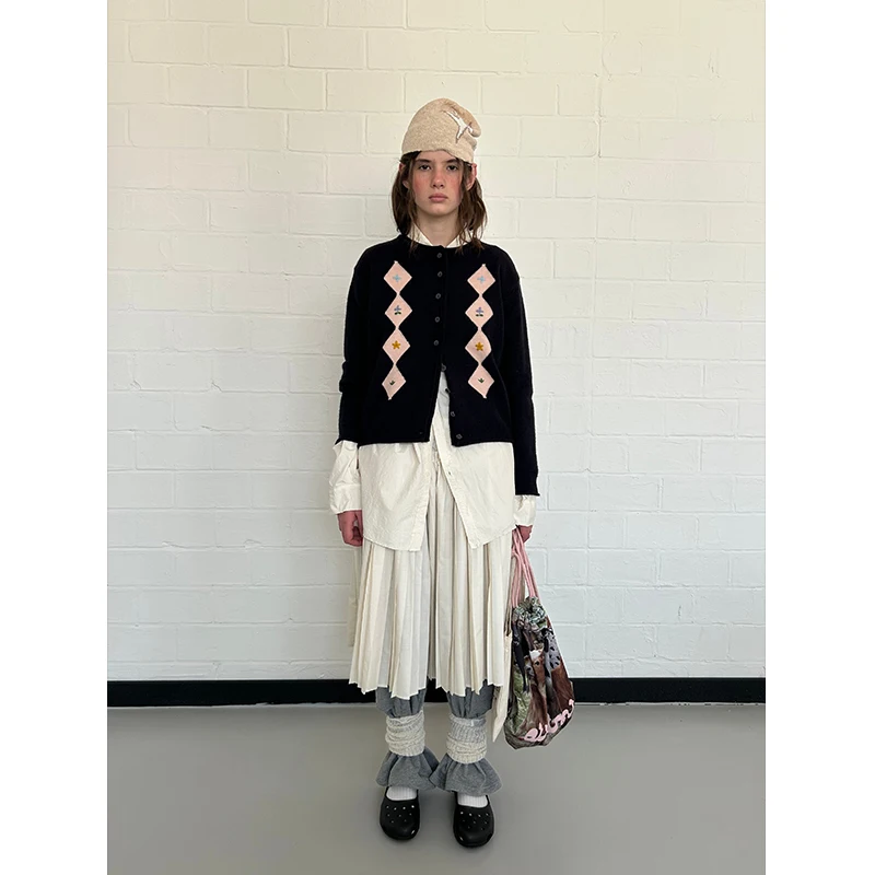 

Retro Korean Sle Knitted Sweater Women's Embroidered Open Cardigan Diamond Pattern Soft Long Sve Breathable Casual Sprin...