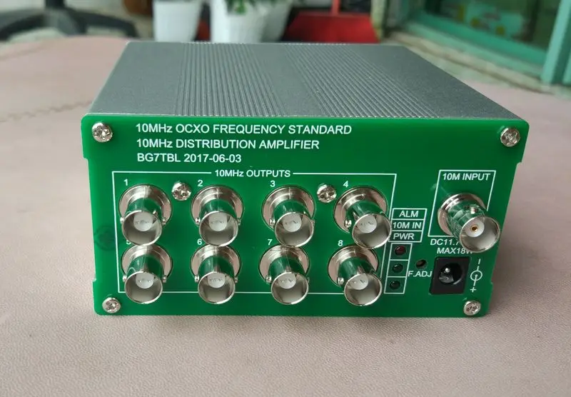 10M Frequency Splitter, Distribution Amplifier, 8 Outputs, Thermostat Crystal Reference, Clock Splitter