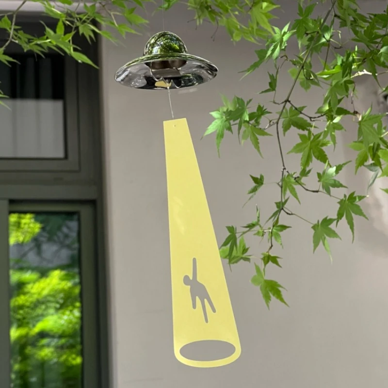 Japanese Creative Wind Chimes Spaceship Wind Simple Chime Pendant Technology Sense Living Room Courtyard Decoration Pendant Gift