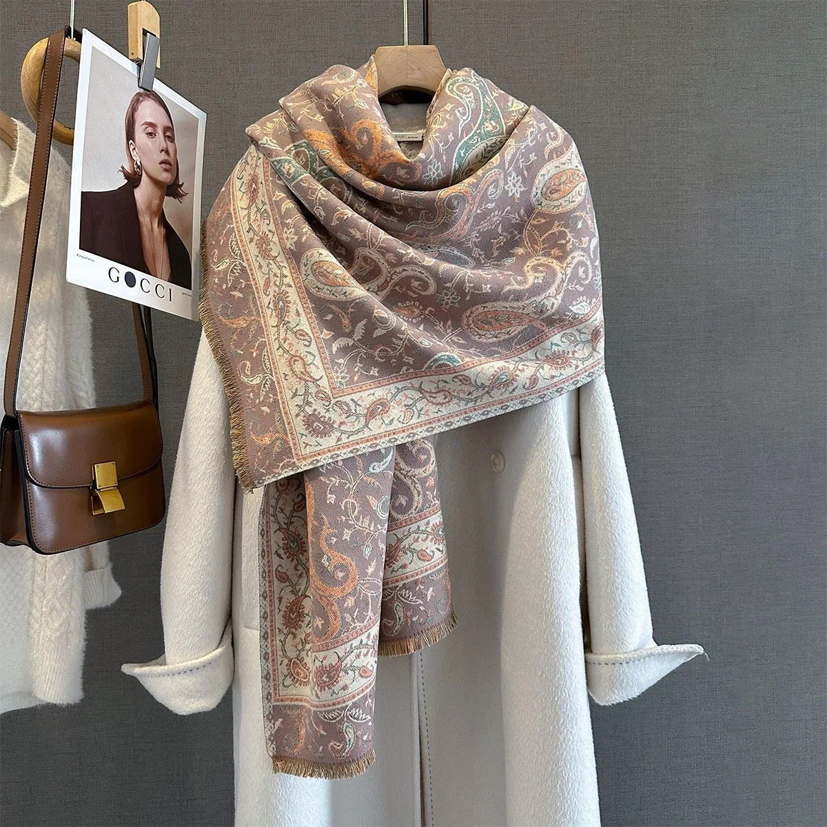 

Soft Poncho Lady Luxury Floral Print Warm Cashmere Blend Bufanda Women's Fashion Pashmina Scarf Oversize Cape