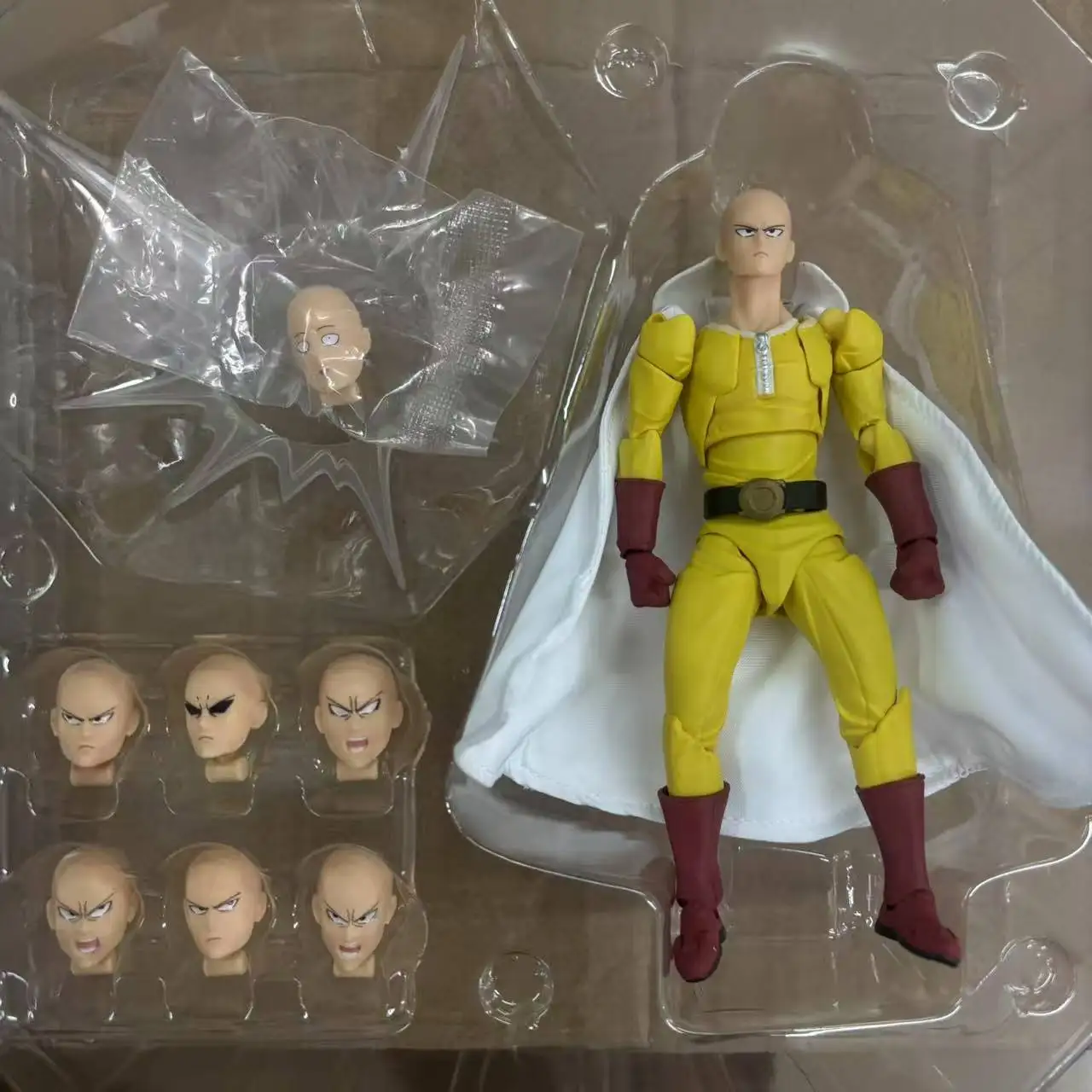 متوفر في المخزون One Punch Man Saitama مذهلة Yamaguchi Revoltech Saitama أنيمي عمل جمع أرقام نموذج اللعب هدايا عيد الميلاد