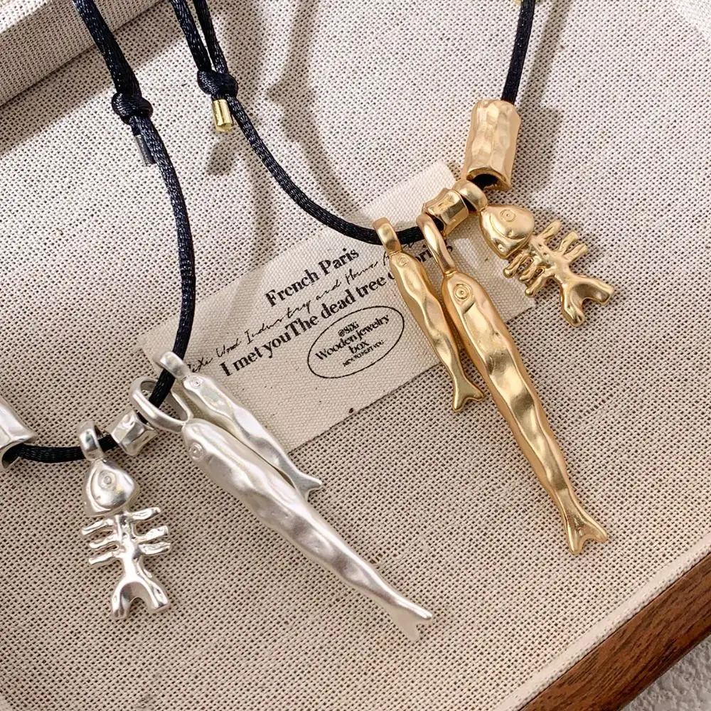 New Metallic Fish Bone Pendant Necklaces Adjustable Sweater Chain Chain Wax Rope Long for Women Men