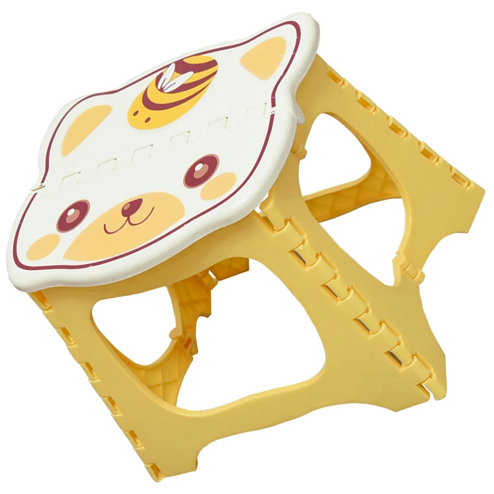 1Pc Plastic Folding Stool Outdoor Portable Fishing Stool Fishing Chair with Random Color Stool Foot (Yellow Face Cat Style)