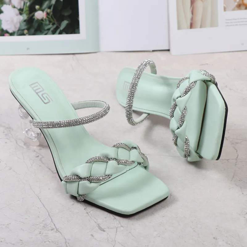 2023 Summer Women 8.5cm High Heels Crystal Slides Mules Lady Weave Leather Clear Block Heels Slippers Green Glitter Design Shoes