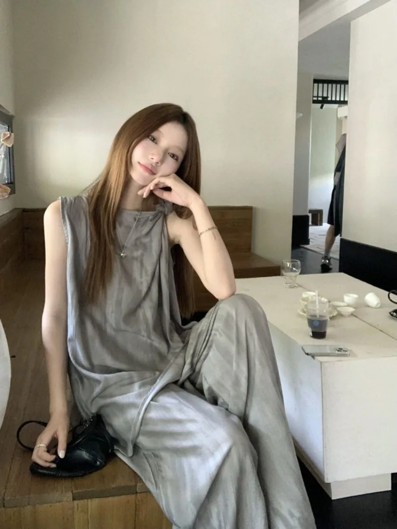 

Женский модный комплект из двух предметов: летняя новинка 2026 года – свободные брюки с широкими штанинами и винтажный асимметричный топ без рукавов