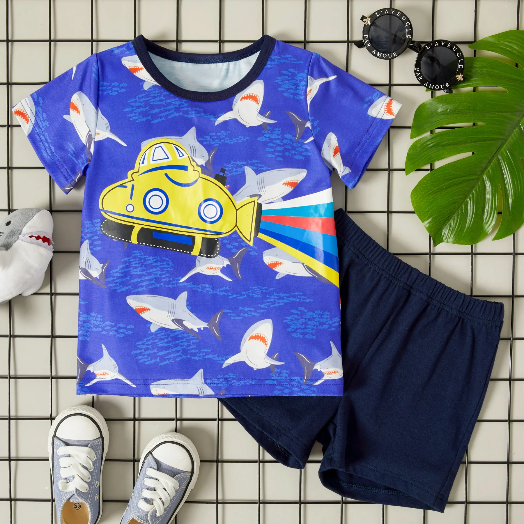 Boys' Set Round Neck Short Sleeve Cartoon Car Shark T-Shirt Top Solid Color Shorts Fashion Home New Travel Loose Fit