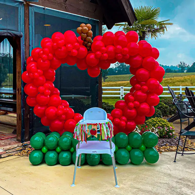 Herzförmiger Bogen für Neujahr/Valentinstag, perfekt für Partys, Heiratsanträge und Fotohintergründe im Freien. – Detail 6