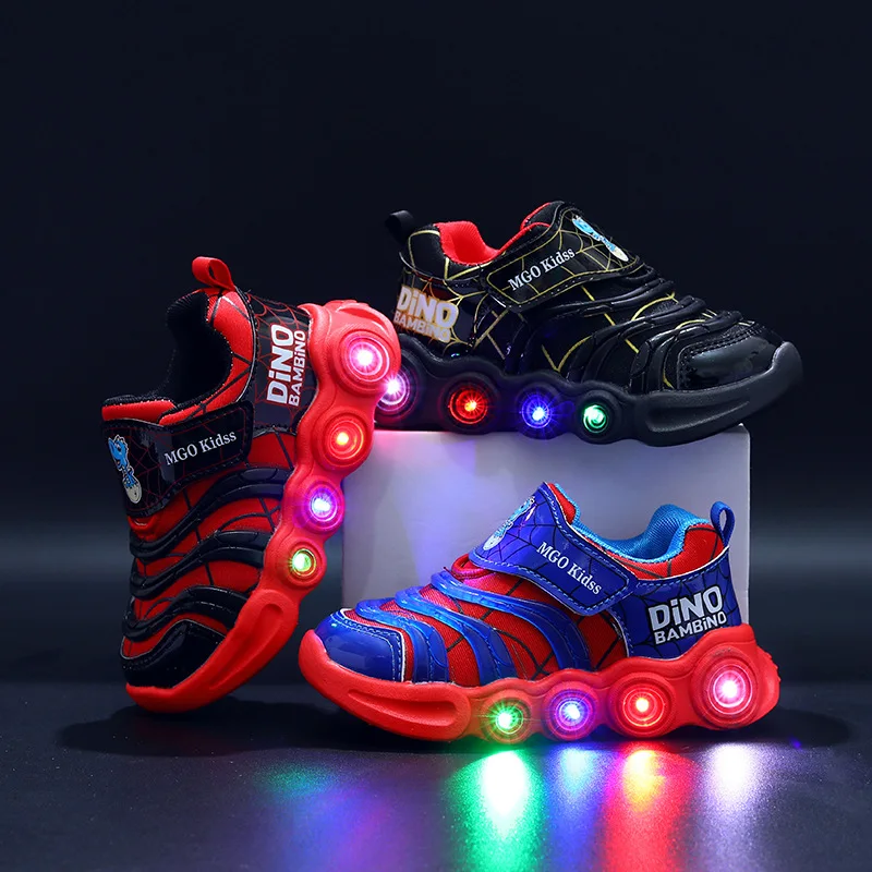 

All Season New Cartoon Spider-Man Baby First Walkers Cool Single Girls Boys Shoes Toddlers LED Light Sneakers Infant Tennis
