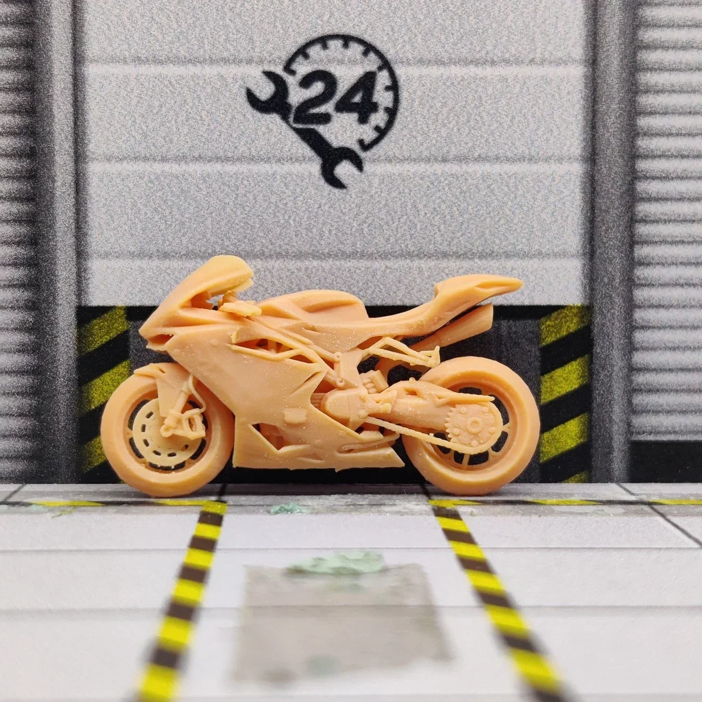 1/64 1/43 Scale Model Resin Motorcycle 2016 Augusta F4RR  Uncolored Miniature Diorama Hand-painted T212