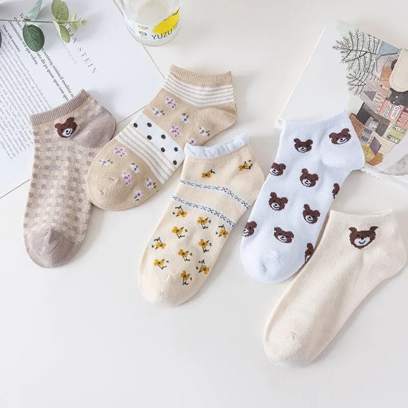 5 Pairs Cute Little Bear Female Short Socks Shallow Mouth Ins Damp Spring And Summer Thin Style Retro Tube Boat Socks