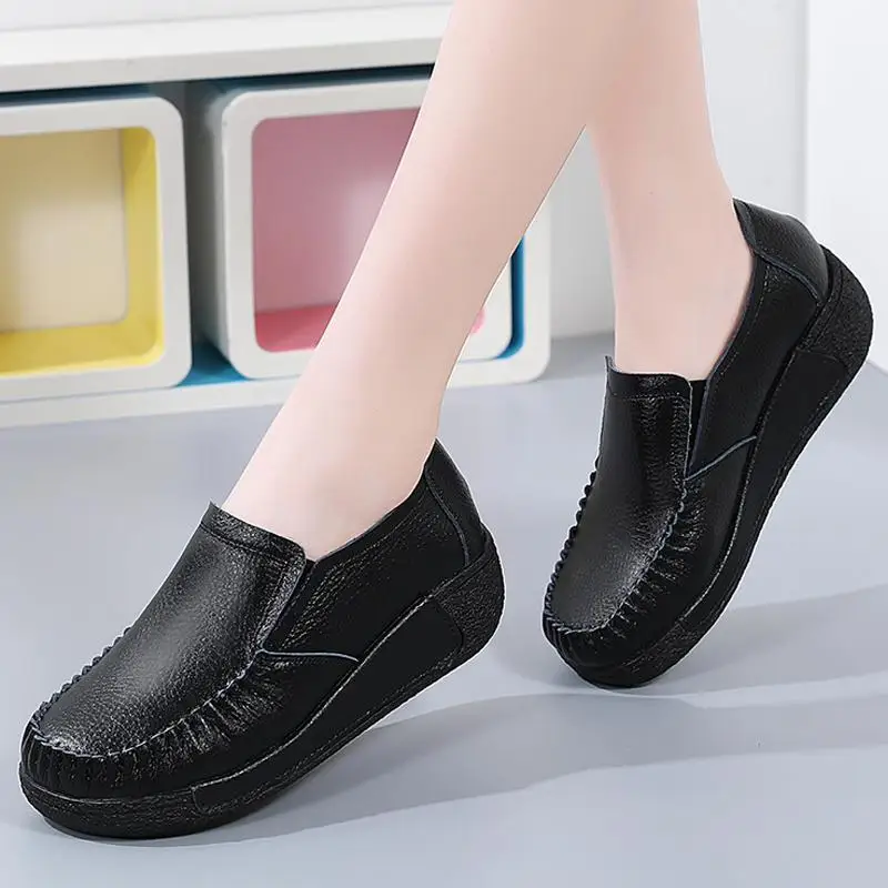 Leather Flat Shoes Women's 2024 Spring and Autumn New Bow Mom Shoes Soft Bottom Moccasins Flat Loafers