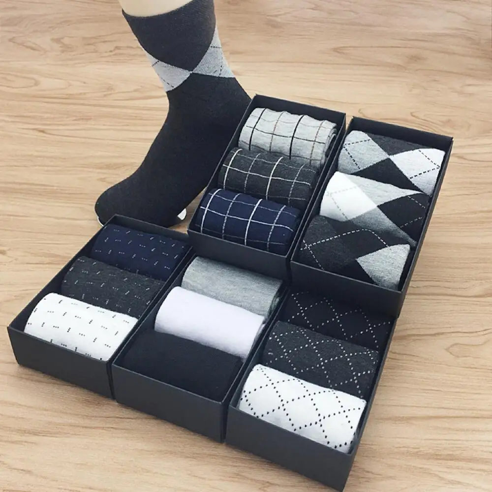 Socks Boxed Tube Autumn Spring Business Solid Color Medium Tube 3 Pairs Gift Box Men\'s Apparel Wholesale Price