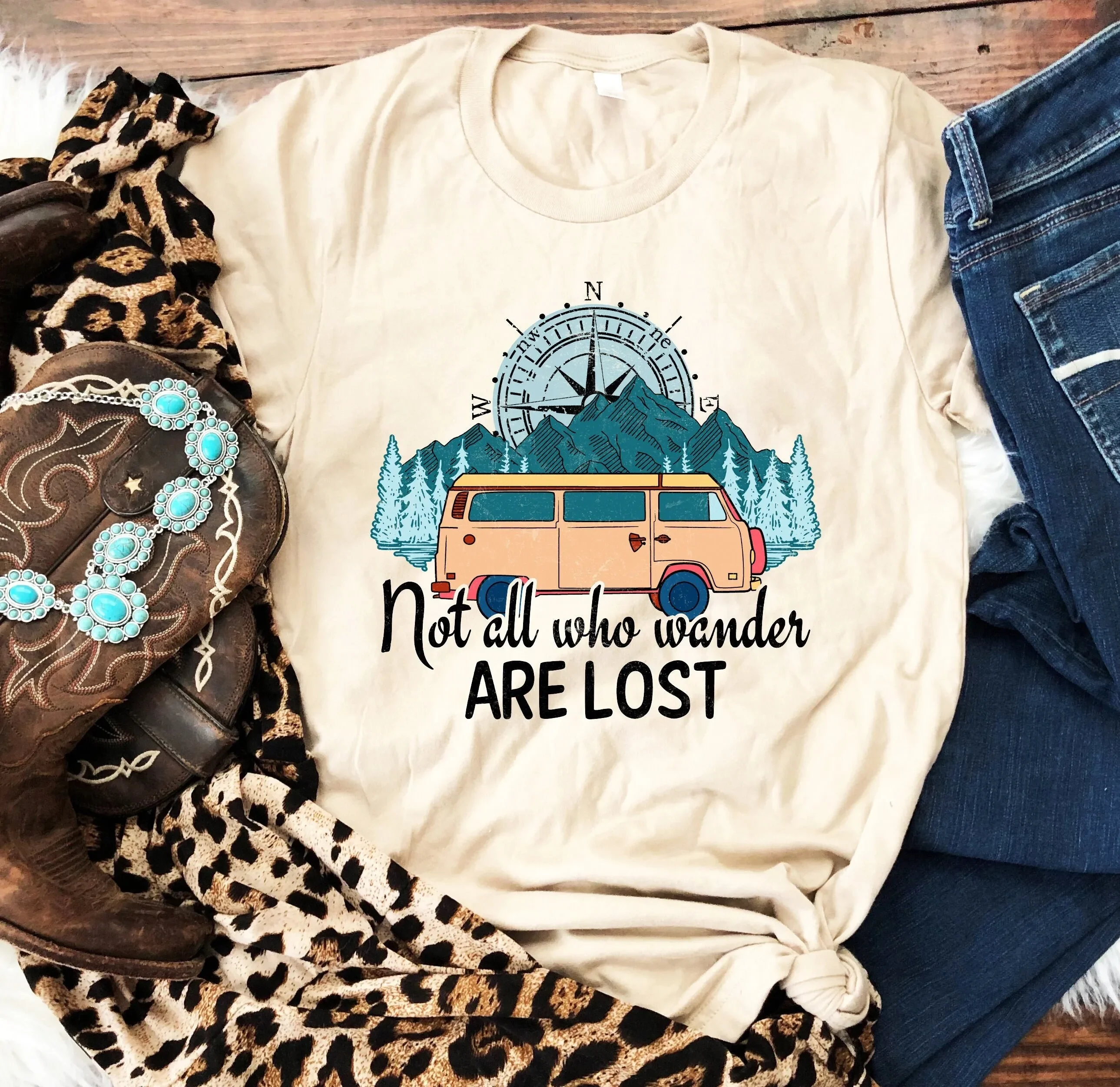 No All Who Wander Are LosT camiseta, viaje por carretera, Camping, montaña, senderismo, aventura, naturaleza