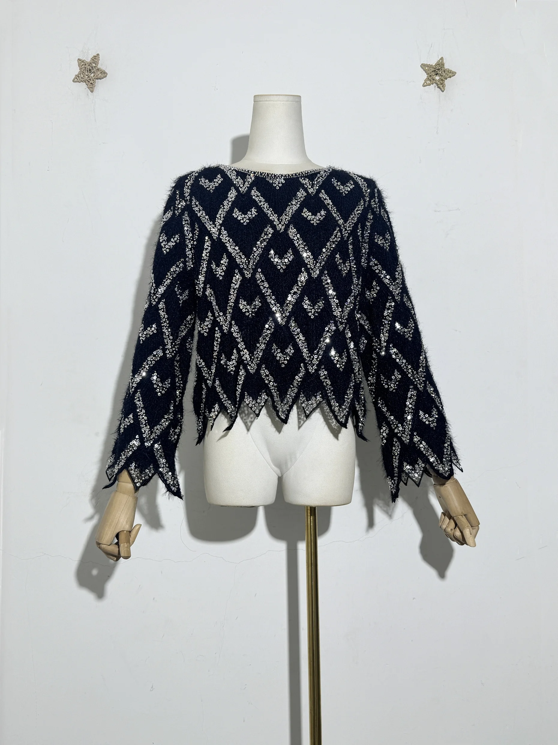 

New Fuzzy Sequined Pullover Women Elegant Long Sleeve Pearl Beaded Diamond Pattern Long Sleeve O-Neck Knit Blouse Lace Top Shirt