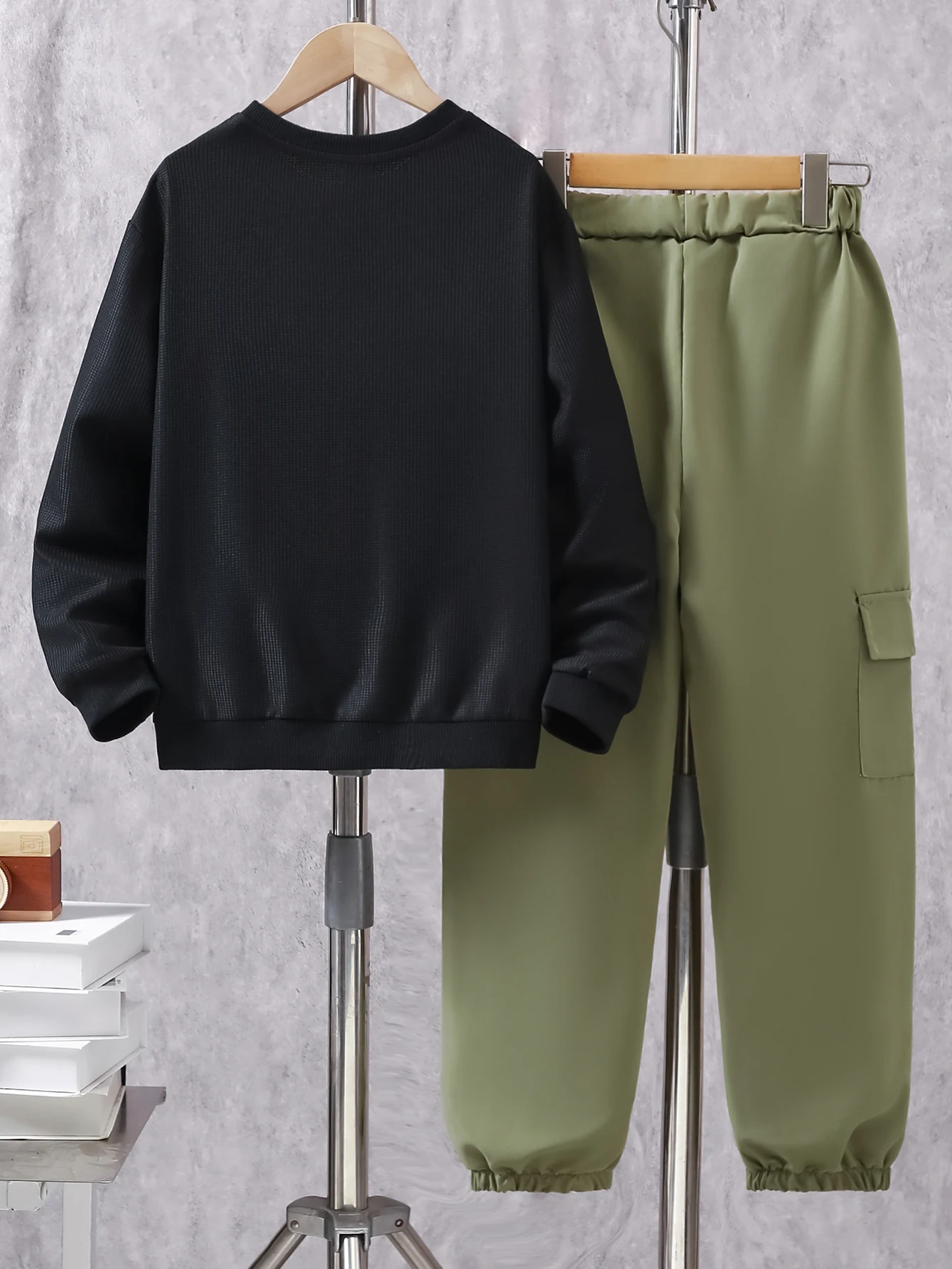 الأولاد الربيع والخريف جديد البلوز جولة الرقبة مضلع جيب التسمية طويلة الأكمام تي شيرت غير النظامية البضائع جيب حزام التسمية سراويل تقليدية مجموعة