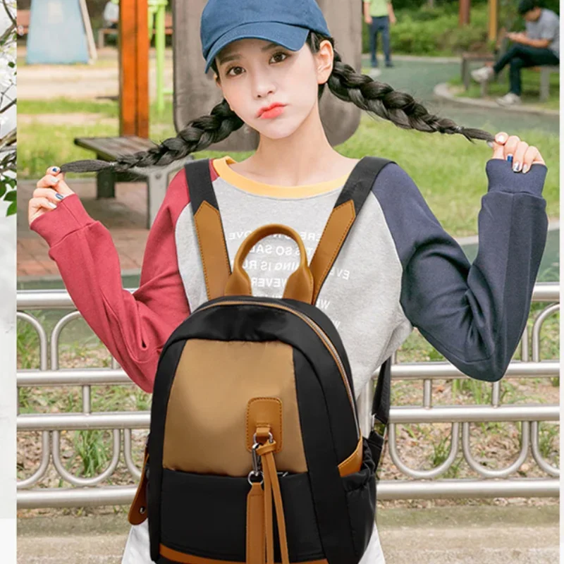 Small Backpack Woman Commuting Bag 2023 New Trend Color Contrast Waterproof Oxford Cloth Casual Backbags Korean Fashion Design