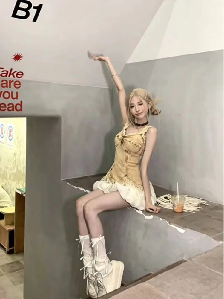 Spicy Girl Plissee Blütenknospenrock Damen Sommer Retro ausgefranstes Denim Tube Top Puffy Ort Rock Set Faionable Zweiteiler...