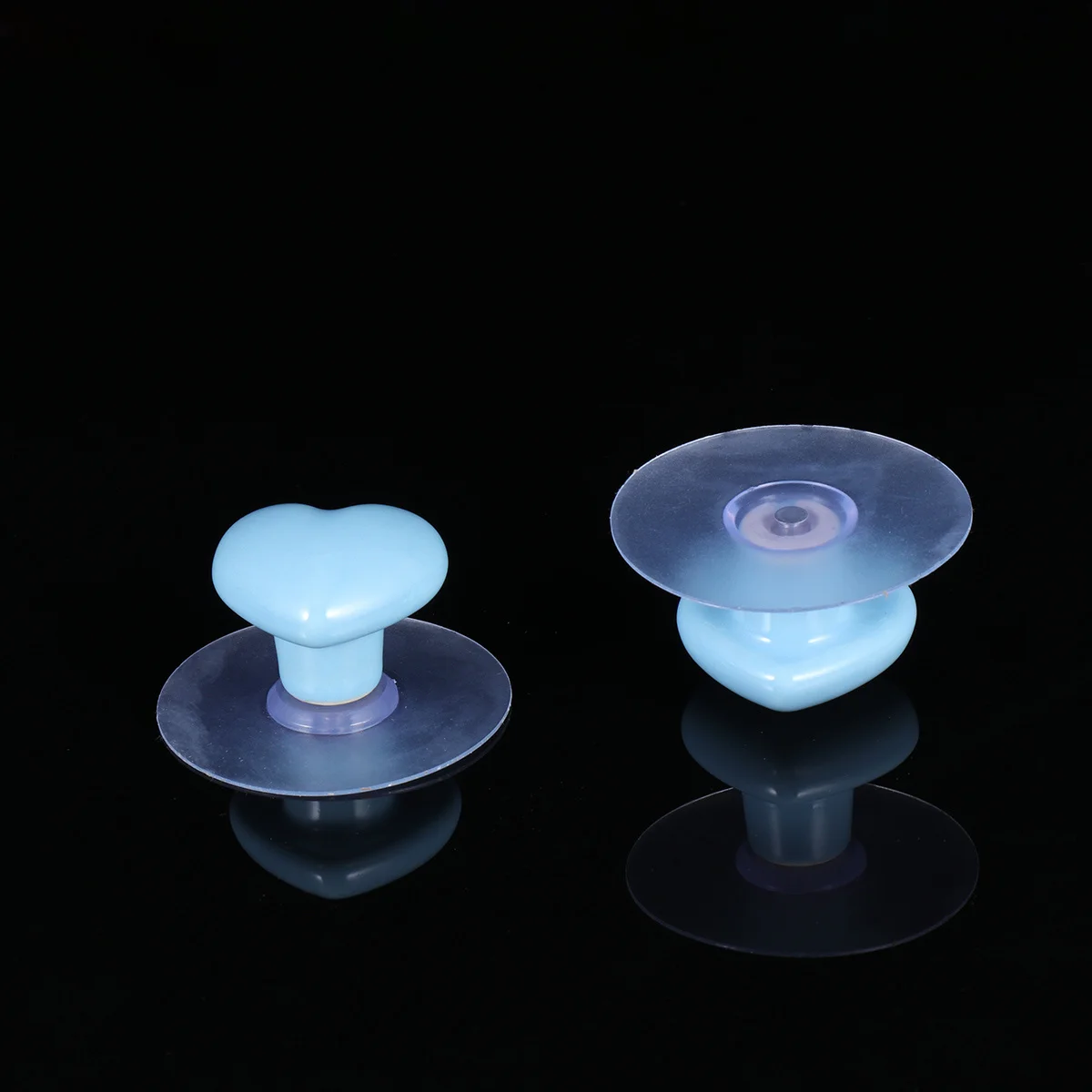 

1Pair Heart Shape Knobs Ceramic Drawer Pull Handle Blue for Desk Drawer Bookcase Chest of Drawers Stylish Door Knob