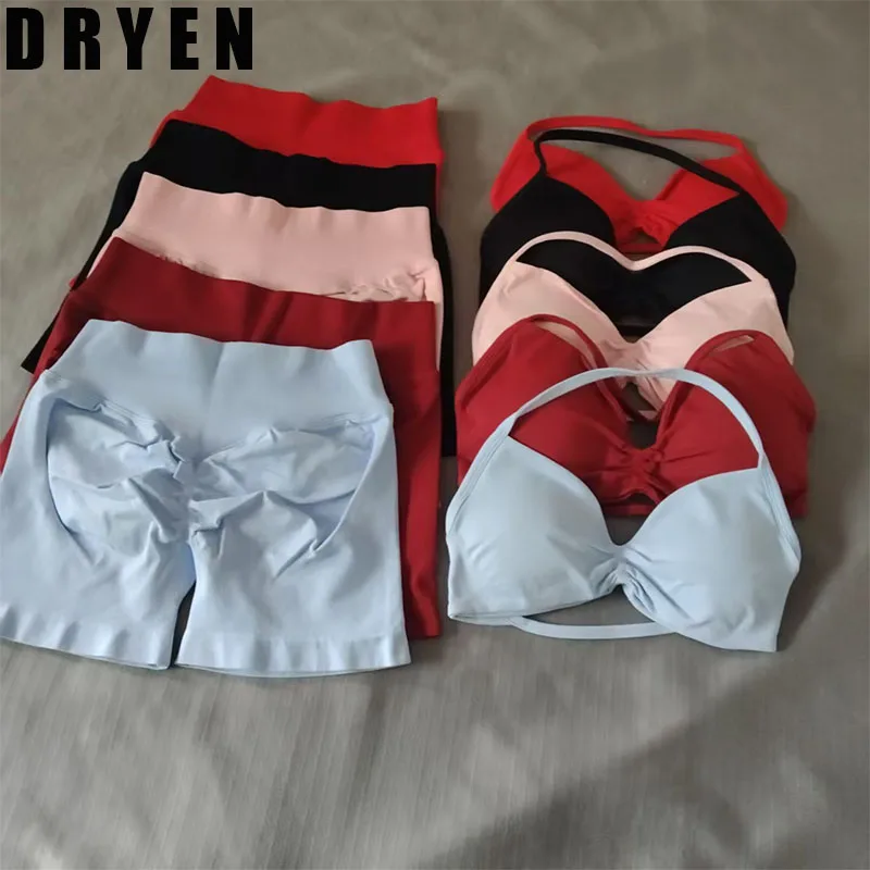 

Комплект для йоги и фитнеса DRYEN Impact из 2 предметов: бесшовный бюстгальтер для йоги с бретелями и шорты для тренировок, спортивный комплект