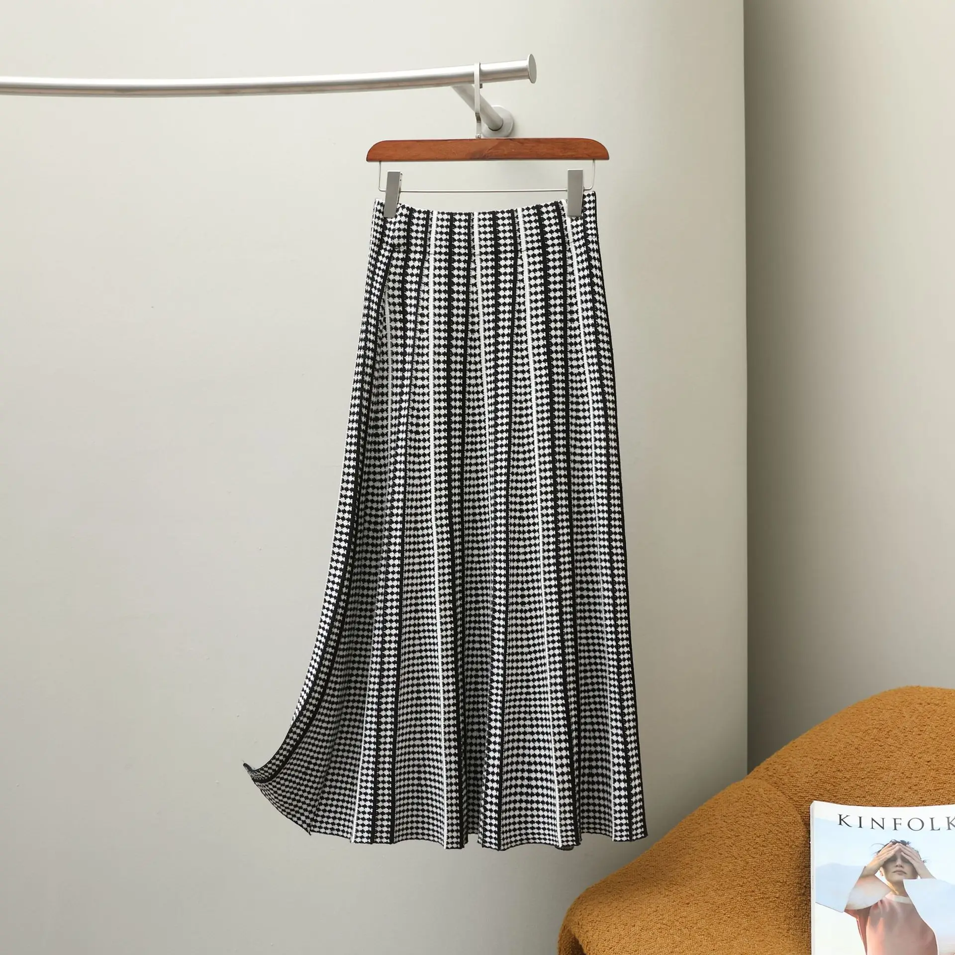 2023 New Women Knitted Plaid A-Line Skirts Black Brown Two Color  jupe Stretch High Waist Women Long Skirts Saia Faldas Femme