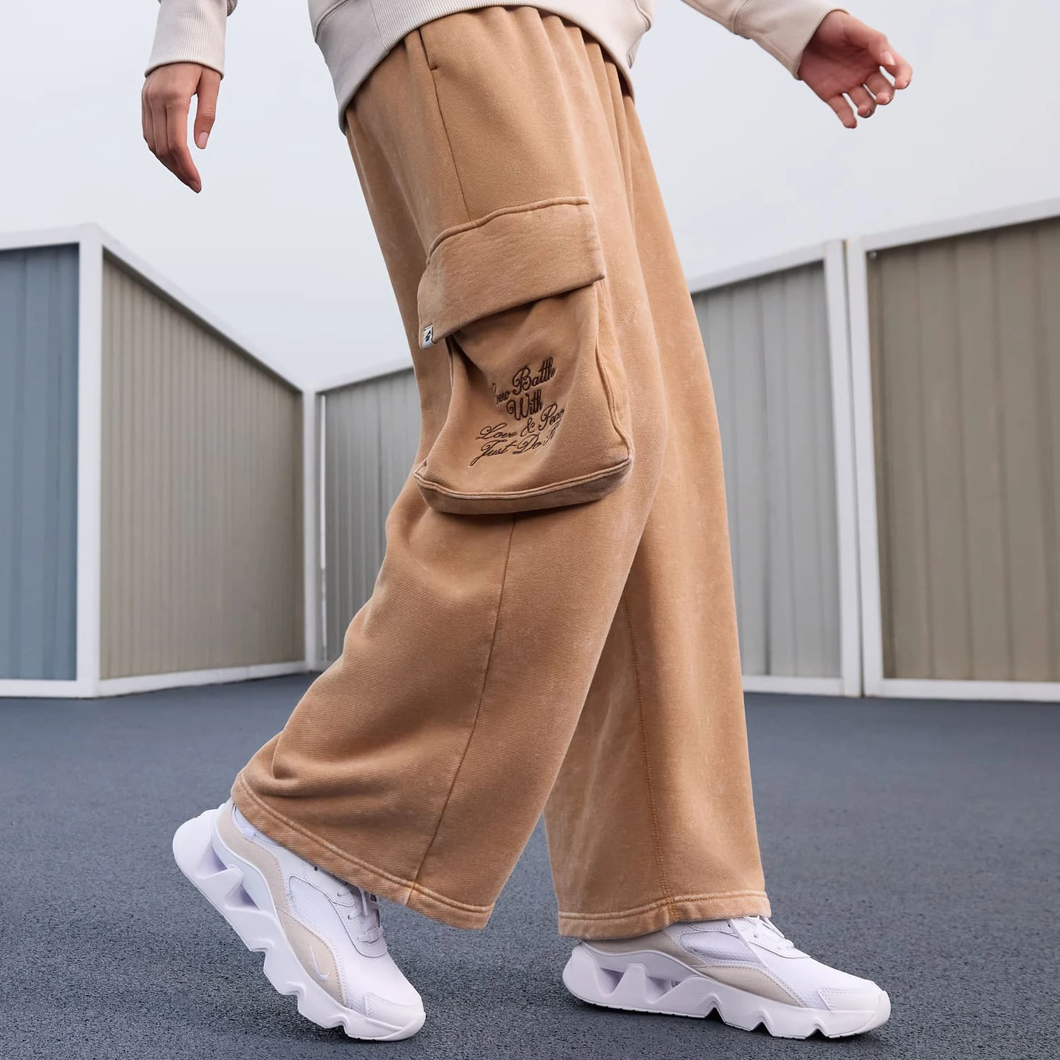 

Оригинальные новые женские модные повседневные теплые спортивные брюки Nike HQ4751-202