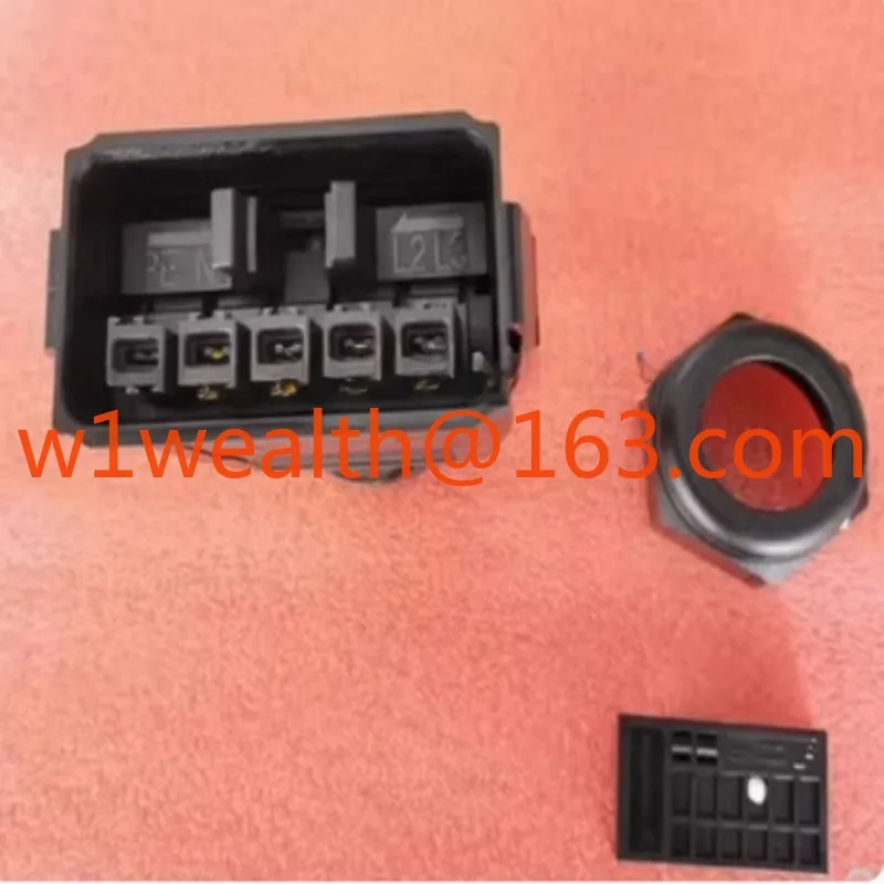 Inverter AC Terminal ，Inverter Power Plug， Connector sun2000-20ktl-M2 brand new